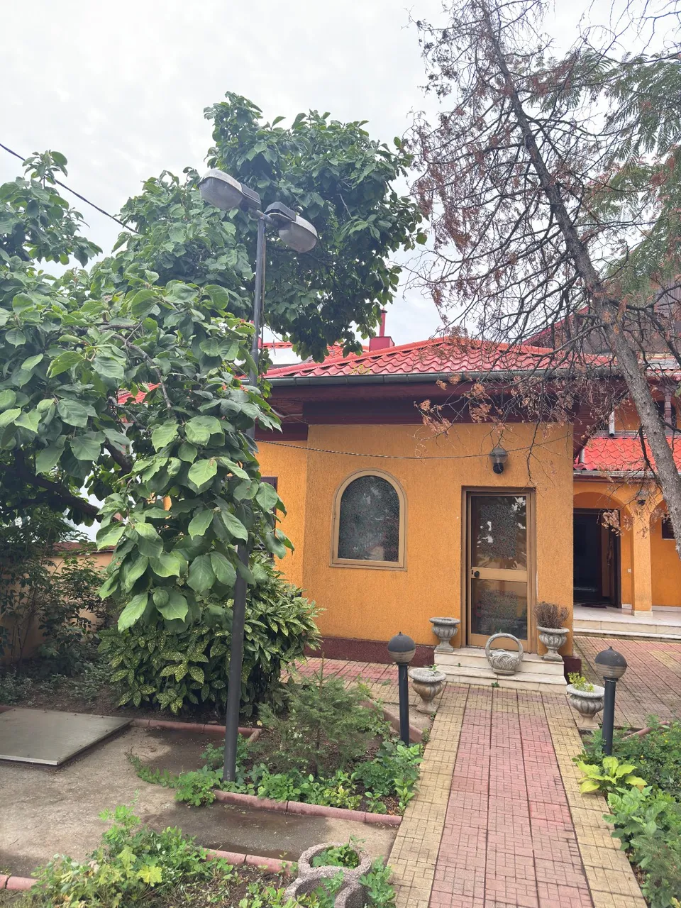 Proprietar | Vilă S+P+2, 324mp– Zona Alunisului, București