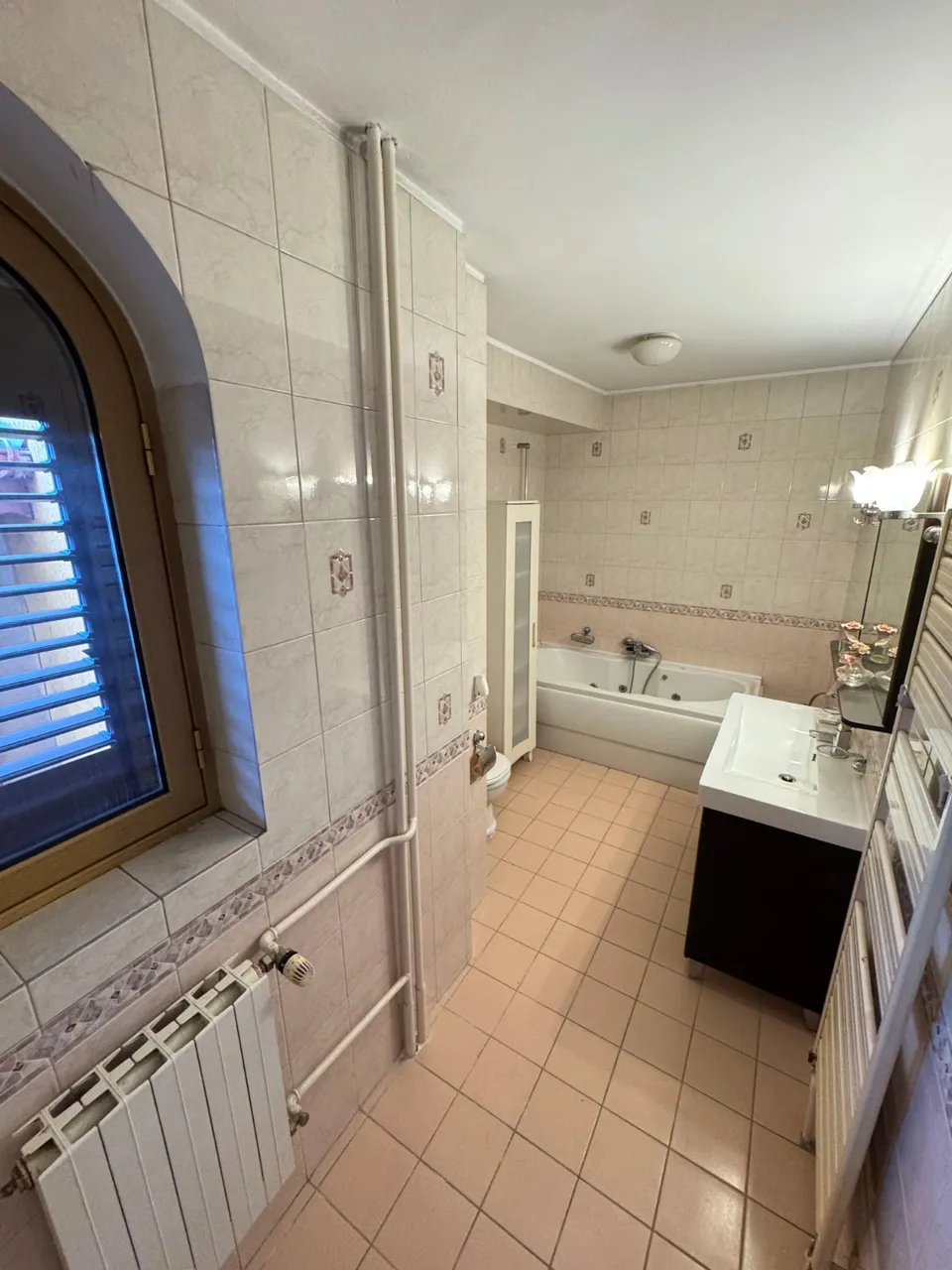 Proprietar | Vilă S+P+2, 324mp– Zona Alunisului, București