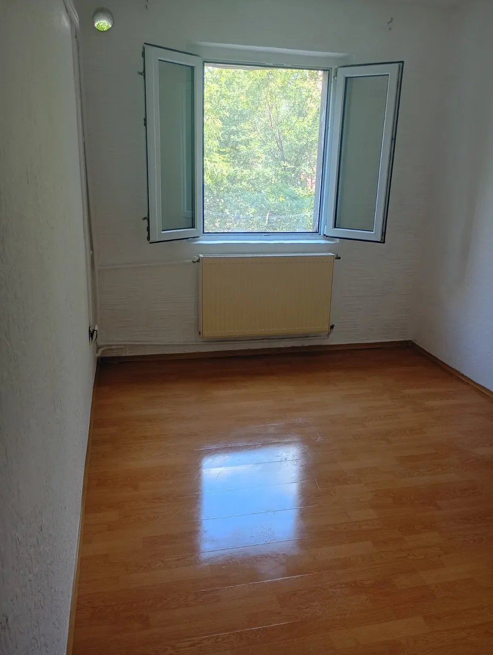 Garsoniera de vânzare,Bacău