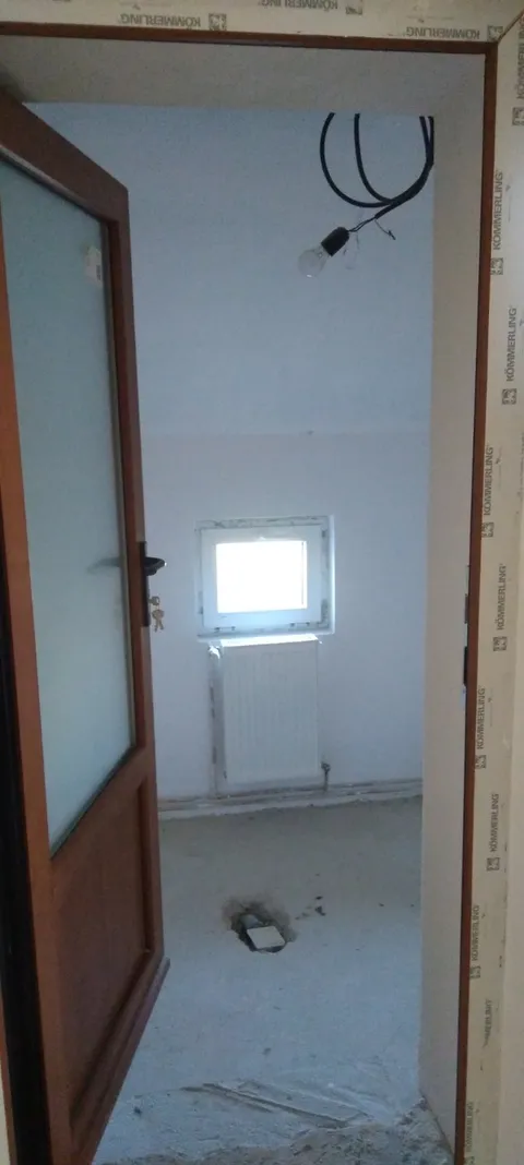 Vand sauschimb casa la țară