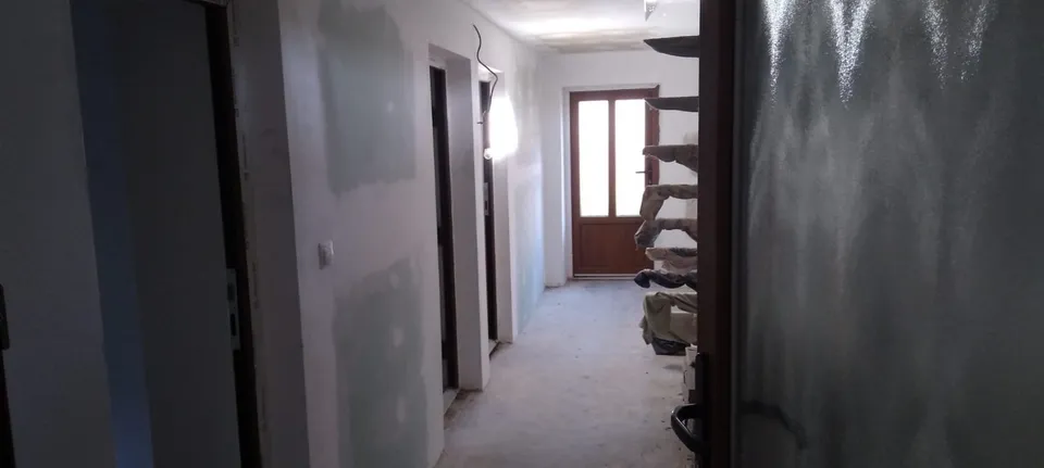 Vand sauschimb casa la țară