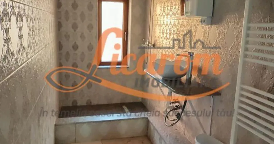 Vila 10 camere,pretabil compartimentare in 2 unitati separate,ASTRA.