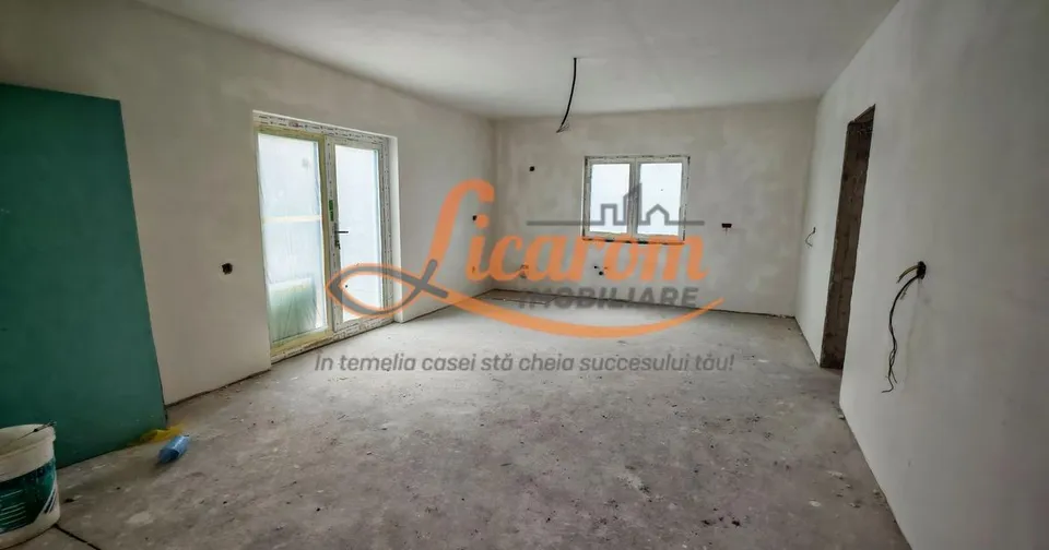 Vila LUX Parter+Etaj(stil mediteranean) in Sanpetru Calea Harmanului