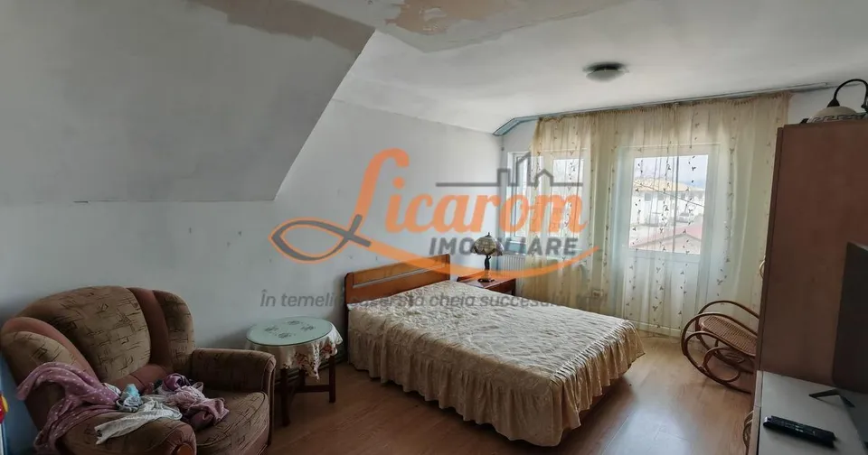Casă individuală 120 mp cu 4 camere în zona Bartolomeu, Brașov preț 210.000 €