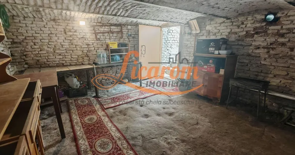 Casa 3 camere individuala Sanpetru,mobilata si utilata,128900 euro.