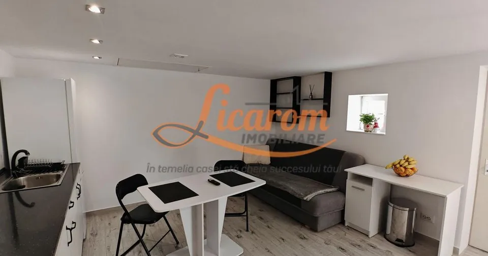 Casa 3 camere individuala Sanpetru,mobilata si utilata,128900 euro.