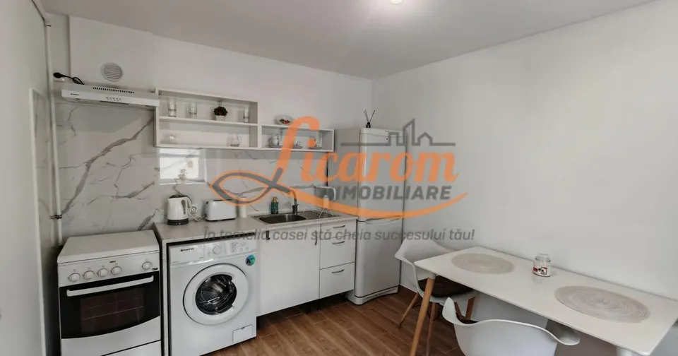 Casa 3 camere individuala Sanpetru,mobilata si utilata,128900 euro.
