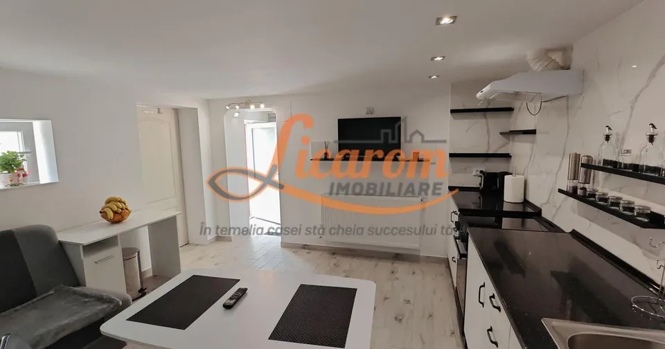 Casa 3 camere individuala Sanpetru,mobilata si utilata,128900 euro.