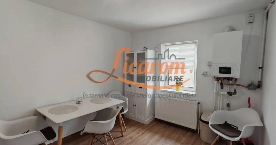 Casa 3 camere individuala Sanpetru,mobilata si utilata,128900 euro.