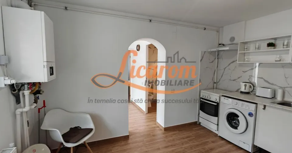 Casa 3 camere individuala Sanpetru,mobilata si utilata,128900 euro.