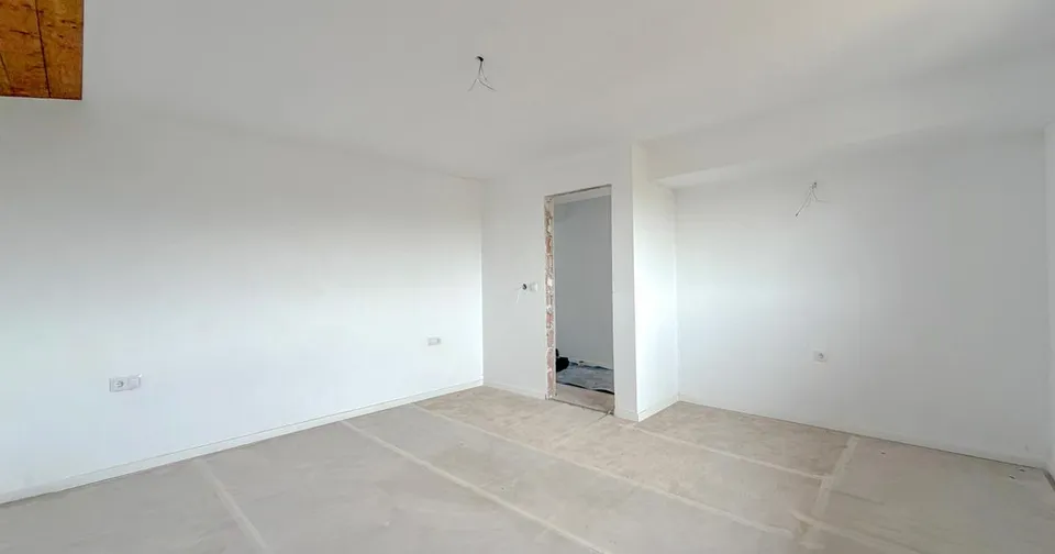 Proprietate exclusivistă | Construcție premium din materiale naturale | 210 mp