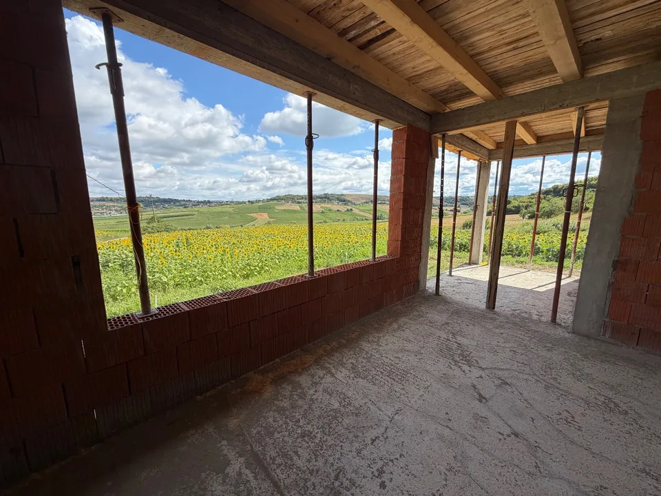 Casă nouă 3 dormitoare Hidișelu de Sus | 502 mp teren | View superb