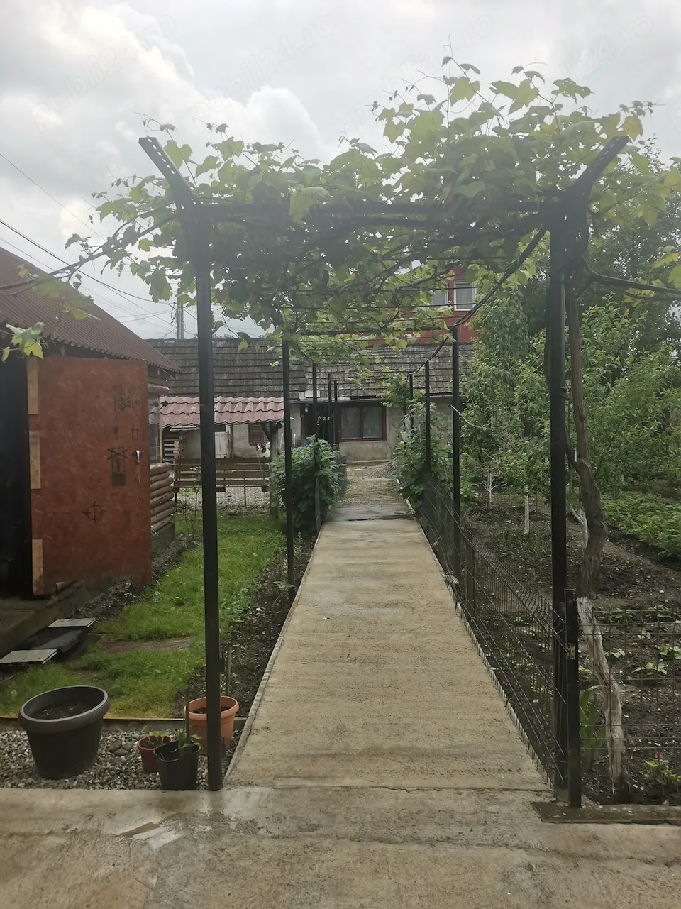 Proprietar, Vand casa cu mansarda in Tarlungeni
