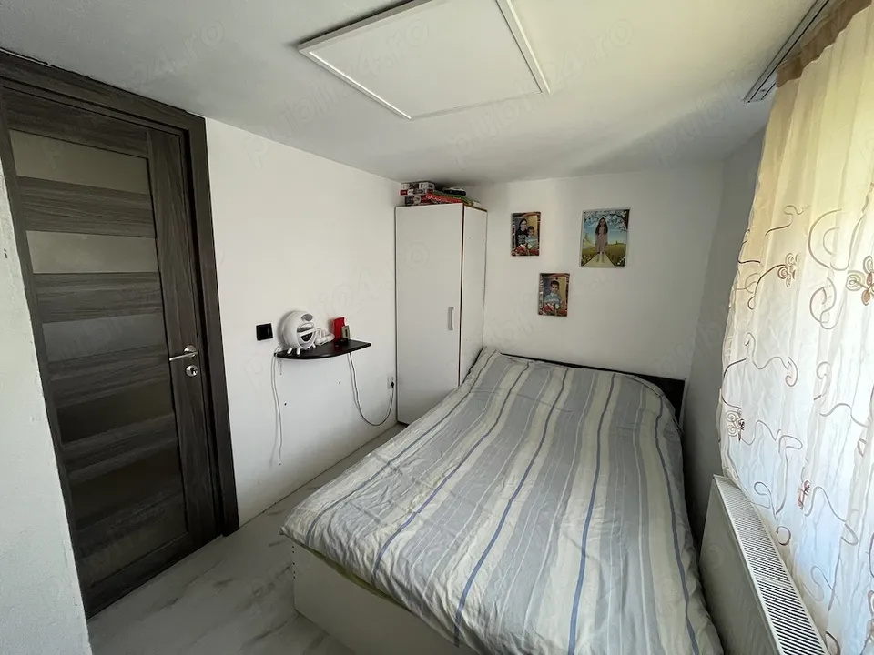 Casă renovată complet + teren 2100 mp