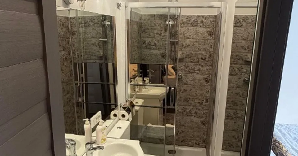 Apartament pe 2 niveluri în Centrul Vechi  – 86 mp | 3 minute de Piața Sfatului