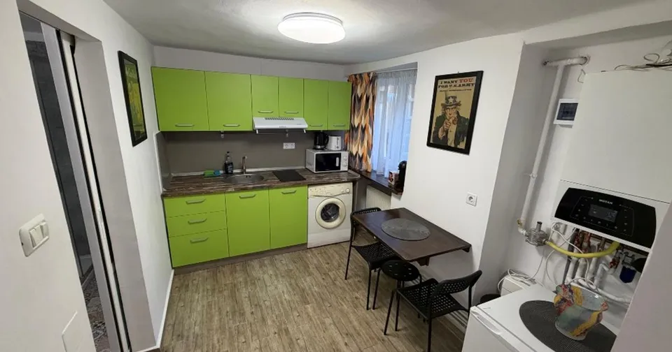 Apartament pe 2 niveluri în Centrul Vechi  – 86 mp | 3 minute de Piața Sfatului