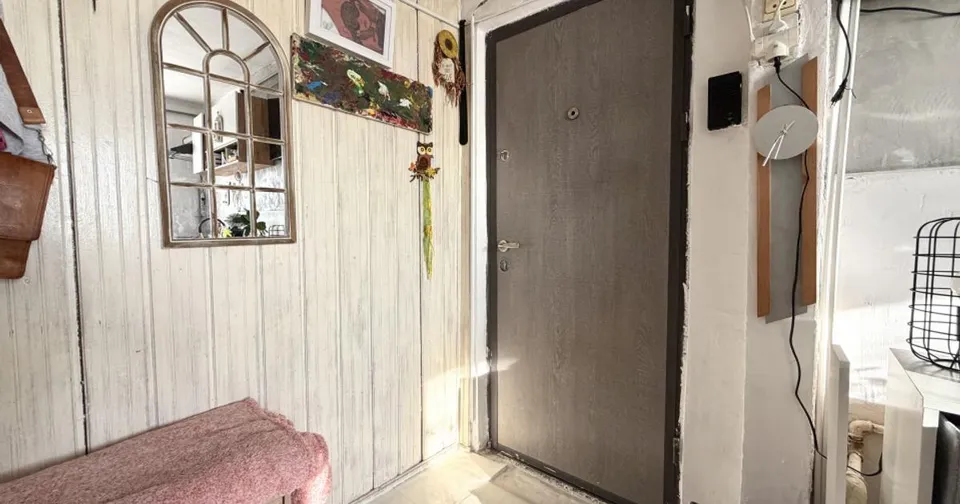 Apartament cu 2 camere - 50 mp, semidecomandat, zona Sagului