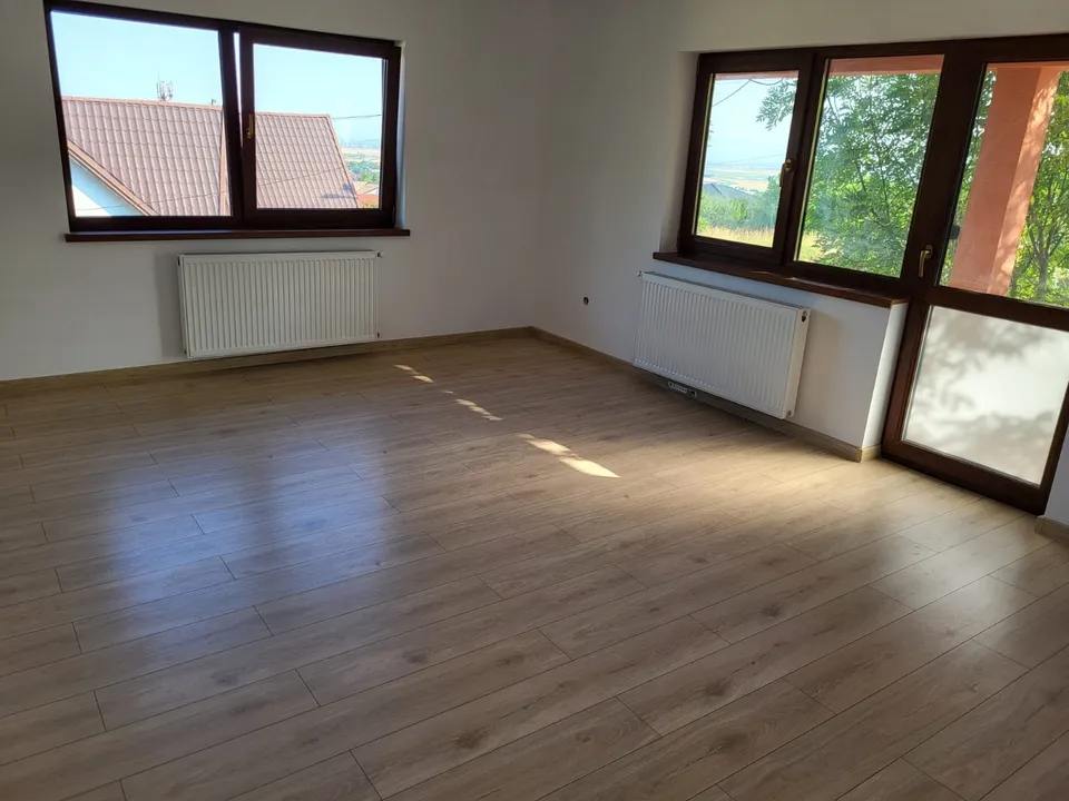 Casă 8 camere, Bunloc-Brasov