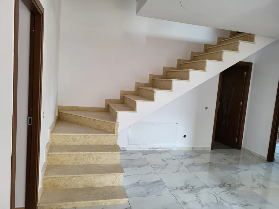 Casă 8 camere, Bunloc-Brasov